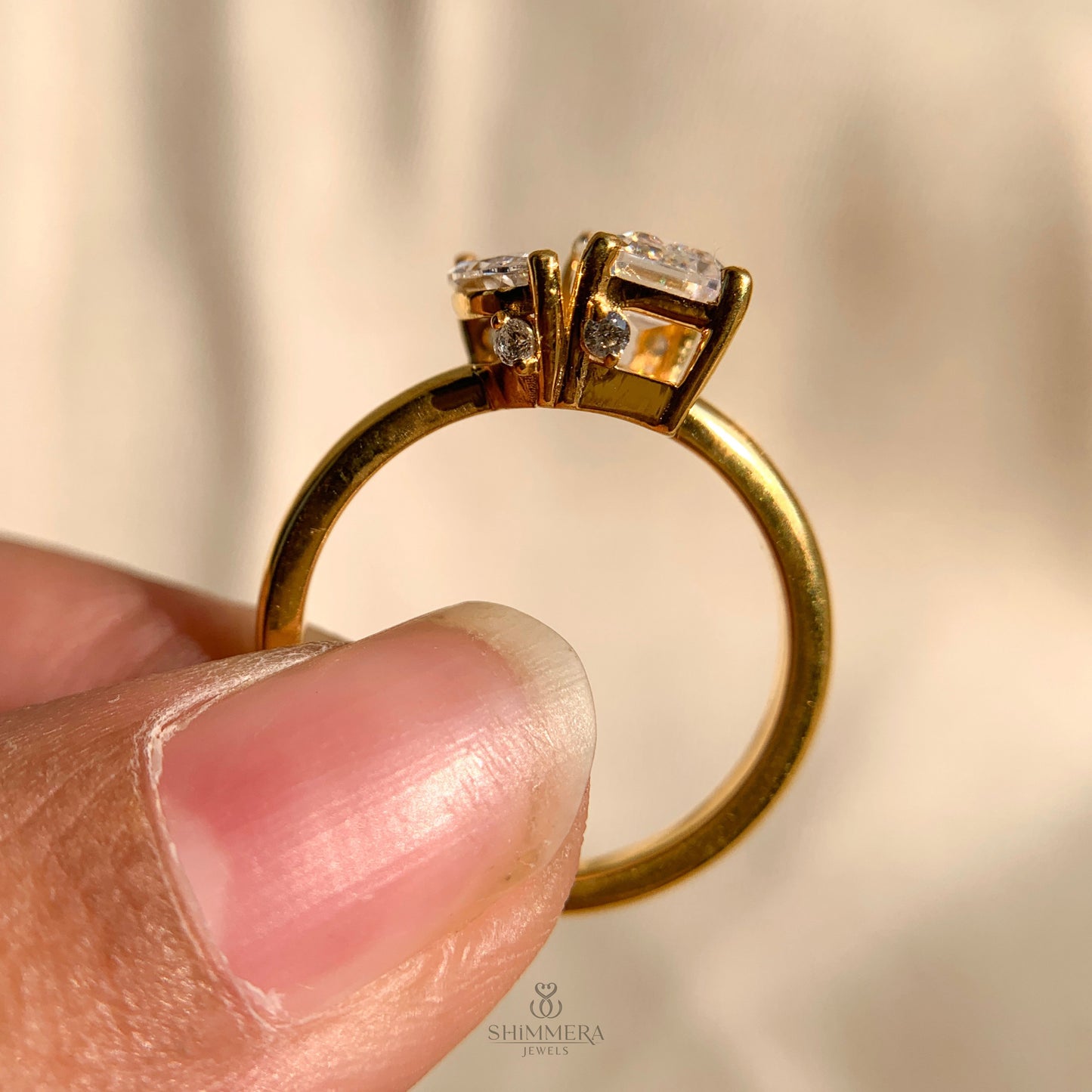 Marquise Cut Emerald Diamond Toi Et Moi Ring