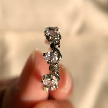 Elegant simple stacked wedding rings with oval and round diamonds SR095