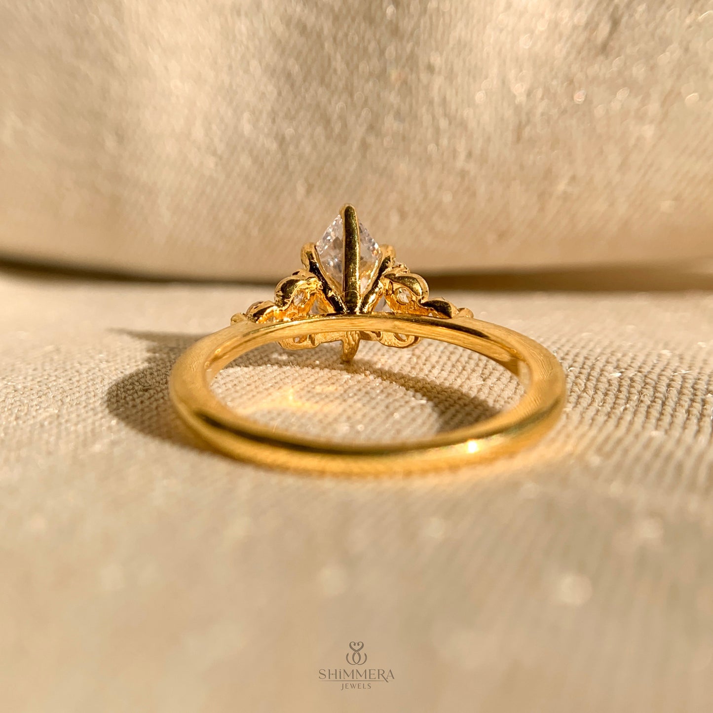 Pear Cut Engagement Rings With Side Stones Settings