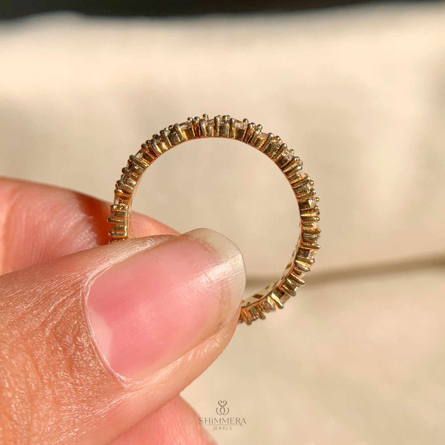 18k Gold Baguette and Round Diamond Band
