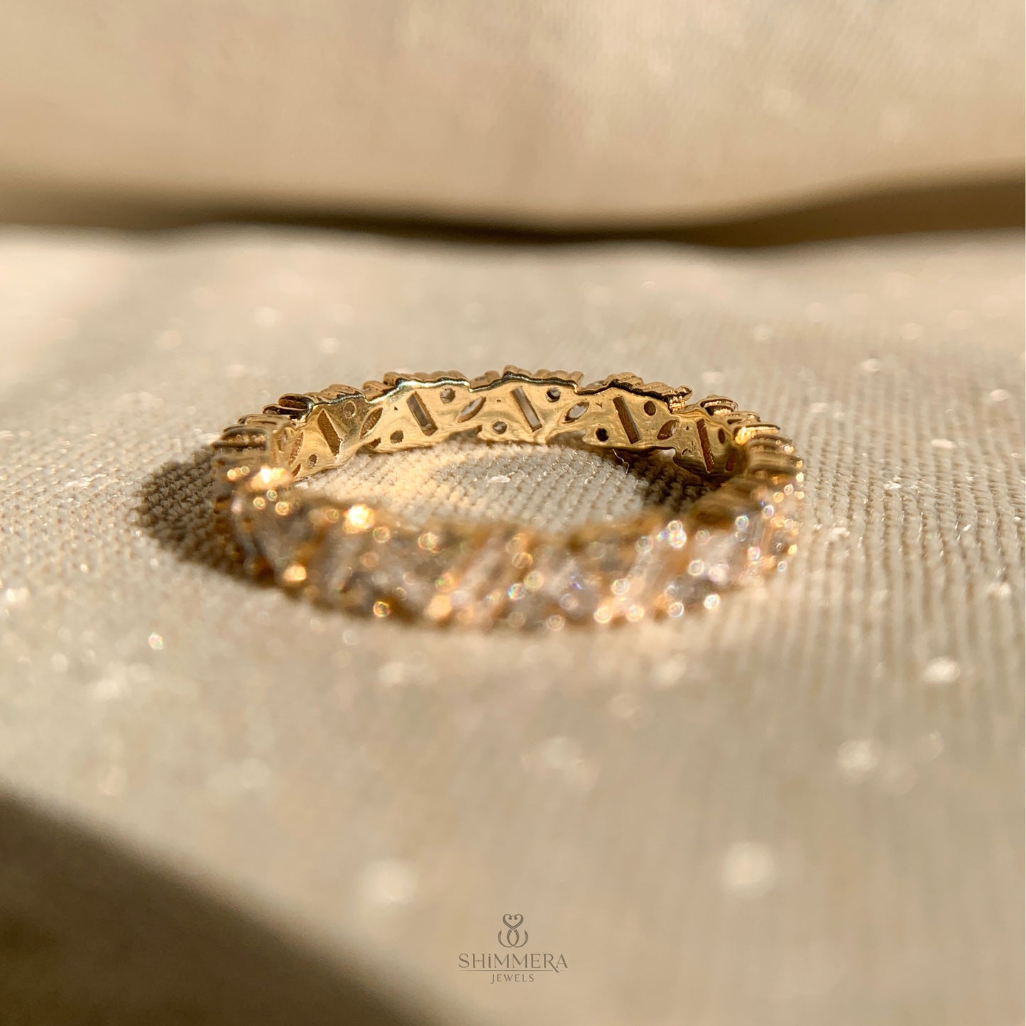 Gold Baguette and Round Diamond Band