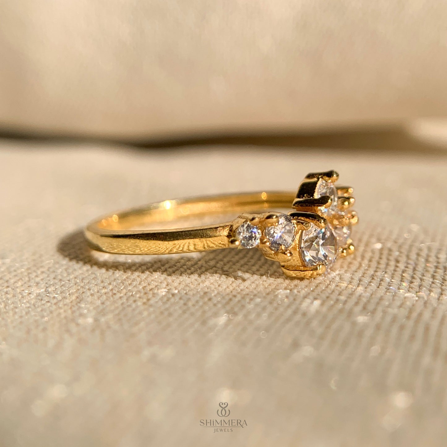 Vintage-inspired moissanite diamond cluster ring for women in gold