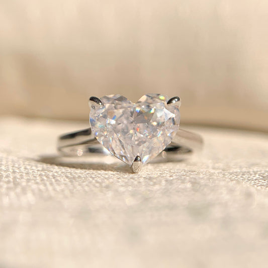 2.5ct heart cut solitaire engagement ring in sterling silver SR084