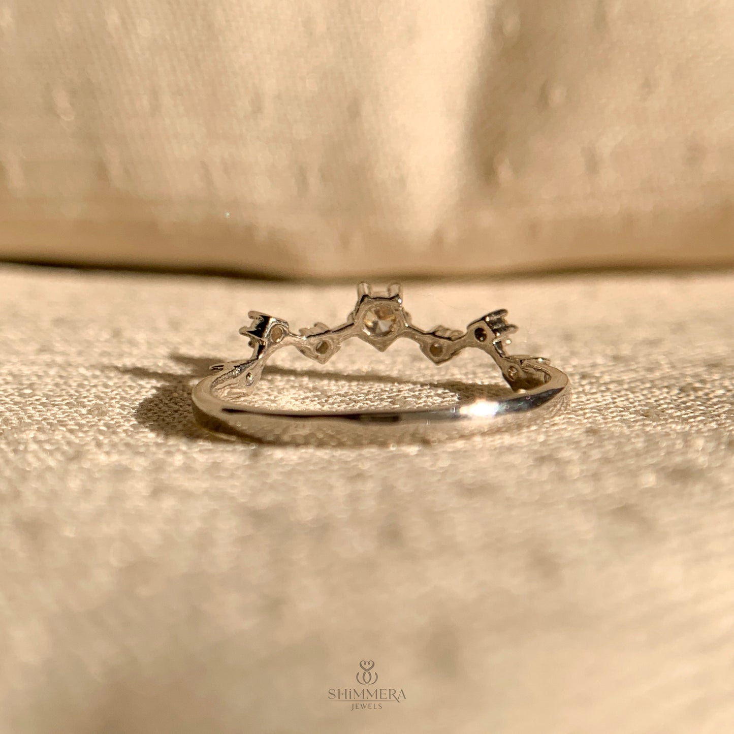 Uneven Round Diamond Fashion Ring for WomenSR100