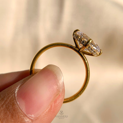 14K Gold Oval Moissanite Engagement Ring