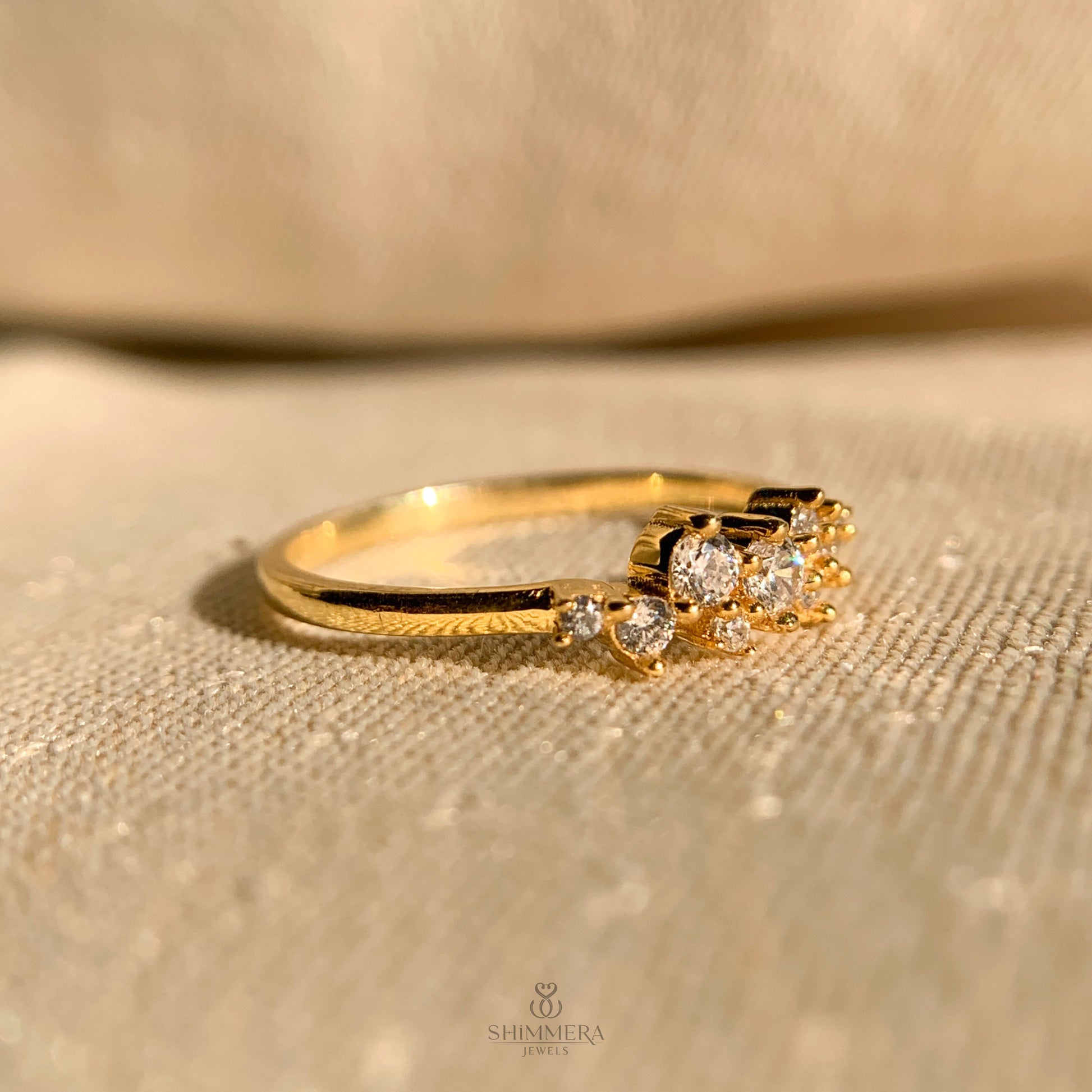 18k Yellow Gold Cluster Diamond Ring
