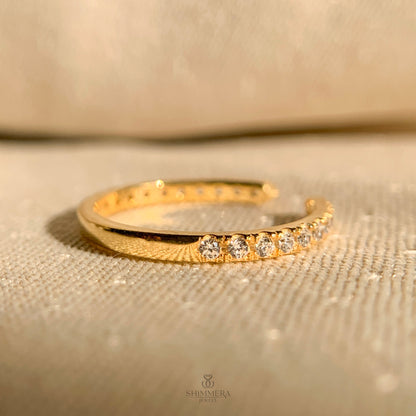 10k Round Diamond Cuff Ring in Yellow Gold