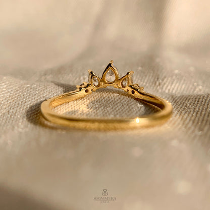 Pear And Round Curved Diamond Wedding Ring