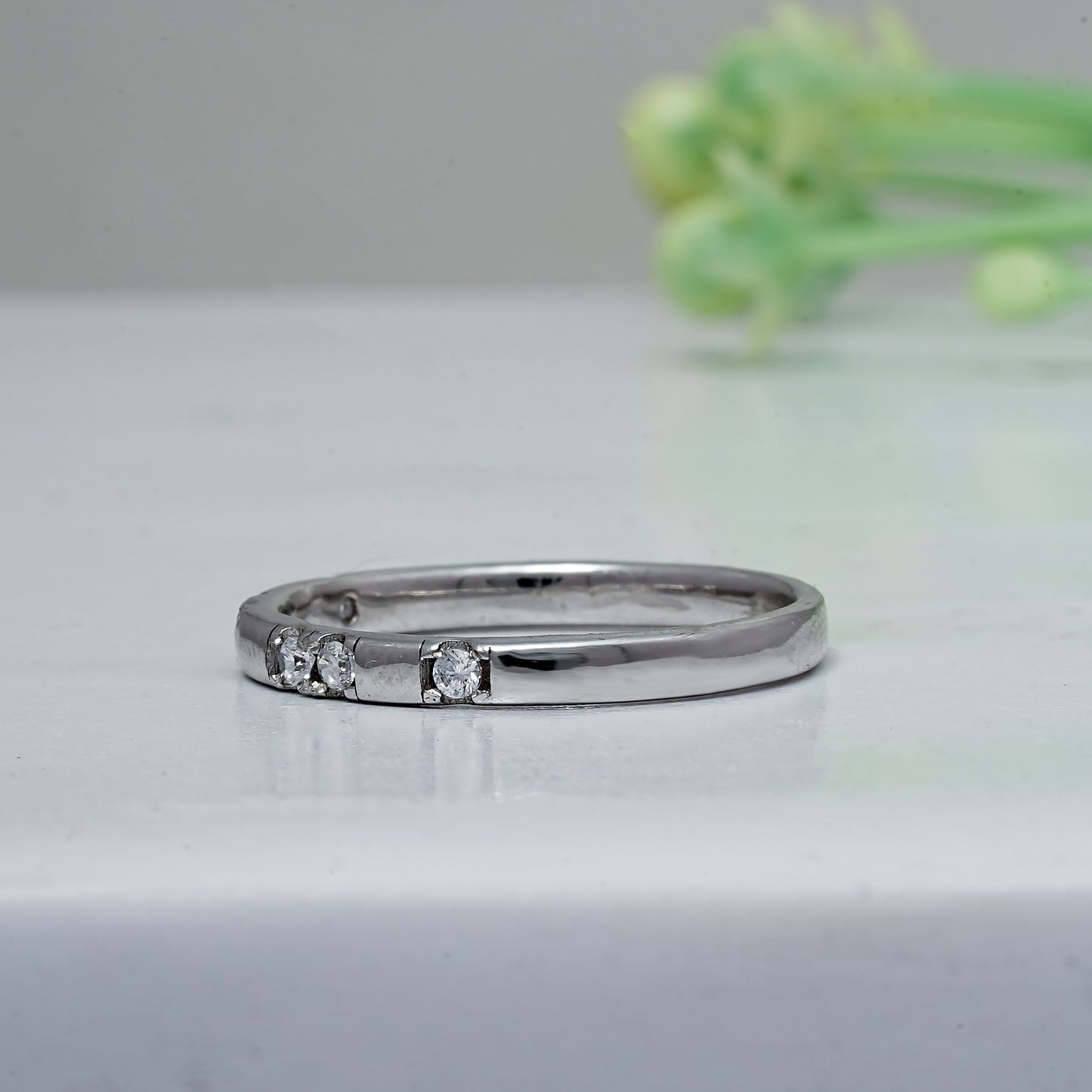 Round Wedding Band