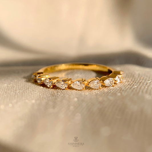 Lab Created Pear Shaped Diamond Gold Band