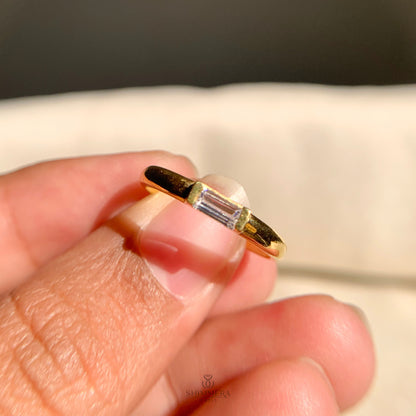Chic solitaire baguette diamond band for minimalist bridal style