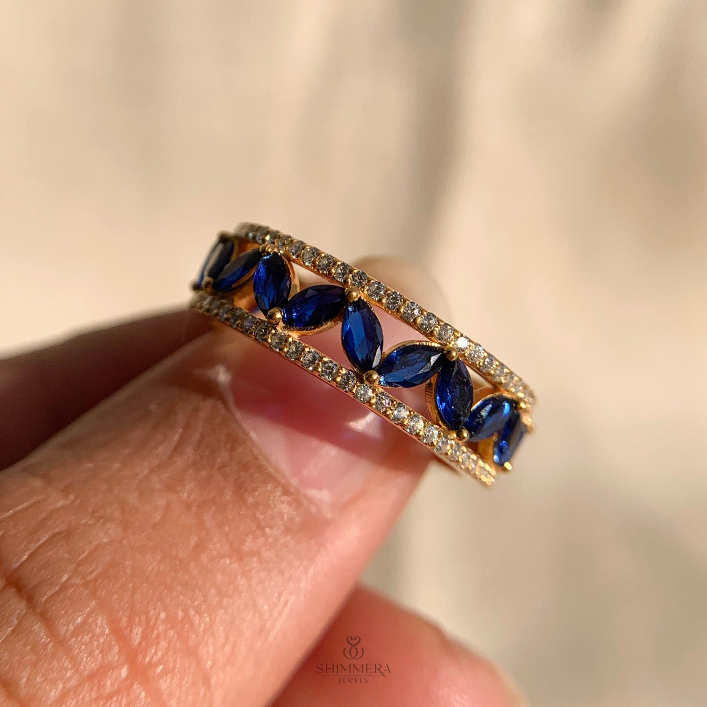 18k Yellow Gold Blue Sapphire Marquise Ring