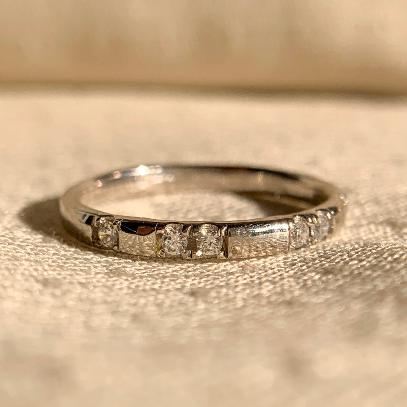 14k solid gold round diamond wedding ring for couples